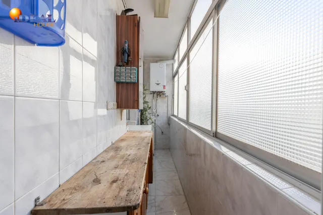 Estupendo piso  en la última planta en calle doctor azpitarte — 17