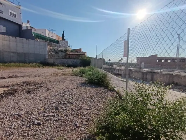 Solar en Esquina en Ribera de Molina – Ideal para Vivienda o - foto 5