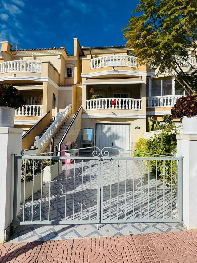 Casa 3 habitaciones 110m² en venta - Centro de la Ciudad Que - foto 3