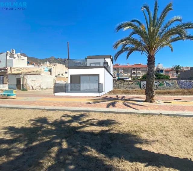 VIVIENDA UNIFAMILIAR ADOSADA PLAYA DE BOLNUEVO - foto 2