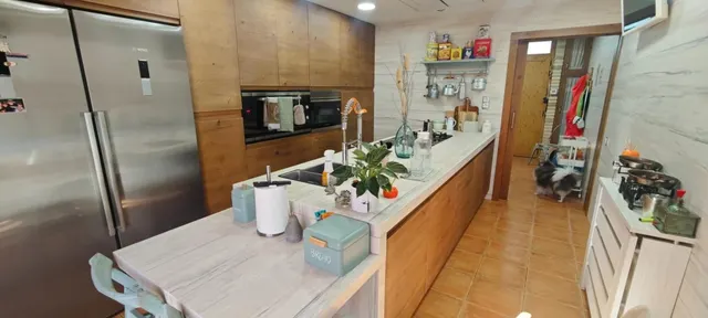 Espectacular Chalet Adosado con Piscina, Terrazas y Diseño Exclusivo — 7