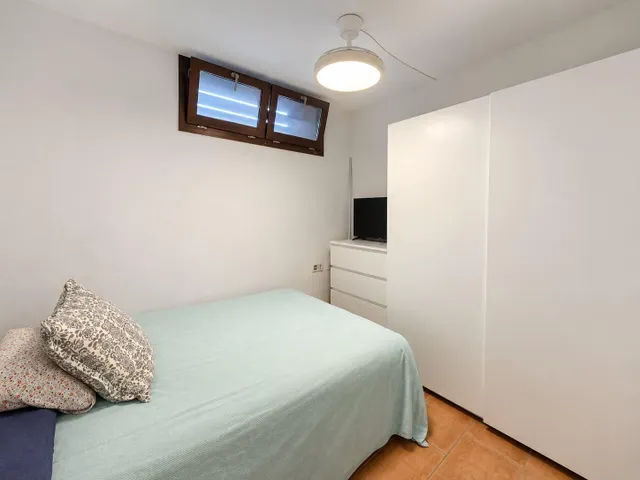 Casa en el centro de Alella, junto a la iglesia, con terraza y 4 habitaciones — 22