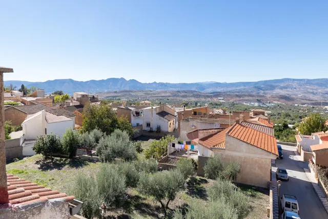 GRAN CASA EN VENTA EN NIGÜELAS - foto 4