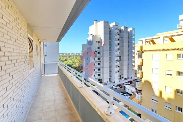 Tu apartamento junto al mar en Guardamar | Terraza, piscina, garaje y trastero | 184.900€ — 28
