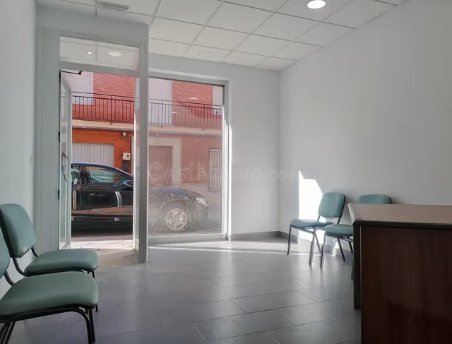 ¡Alquila tu espacio ideal en Armilla! - foto 3