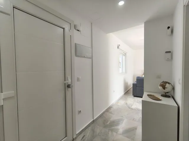 Apartamento reformado em la zona de la Cala de Benidorm — 16
