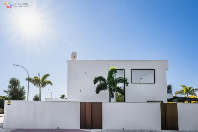 VILLA CON SPA PRIVADO. VISTAS INMEJORABLES. — 38