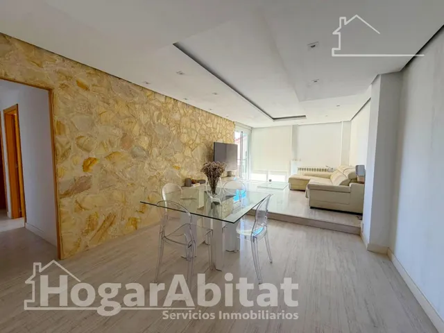 Excelente ubicación y reforma integral en este luminoso piso - foto 3