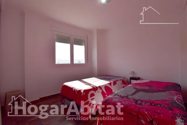 ¡GRAN OPORTUNIDAD! PAREADO REFORMADO, EXTERIOR CON TERRAZA Y ASCENSOR — 15