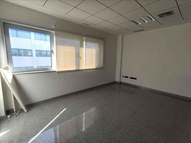 Venta de 4 Oficinas en Avda. Hytasa - Sevilla (Alquiladas) — 12