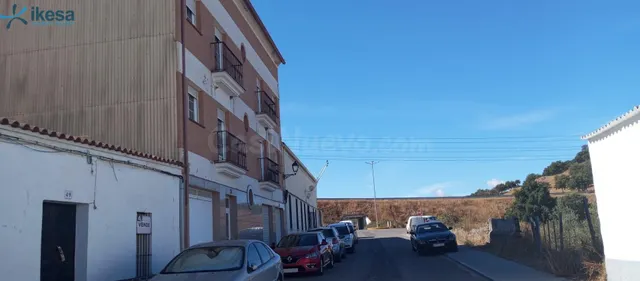 Venta de Local Comercial en Monesterio - Badajoz - foto 4