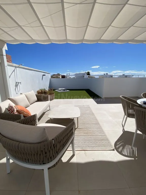 Chalet en Venta en Pilar De La Horadada, Costa Blanca