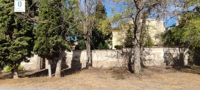 TERRENOS EN C/ ROSENDO GRANADA — 16