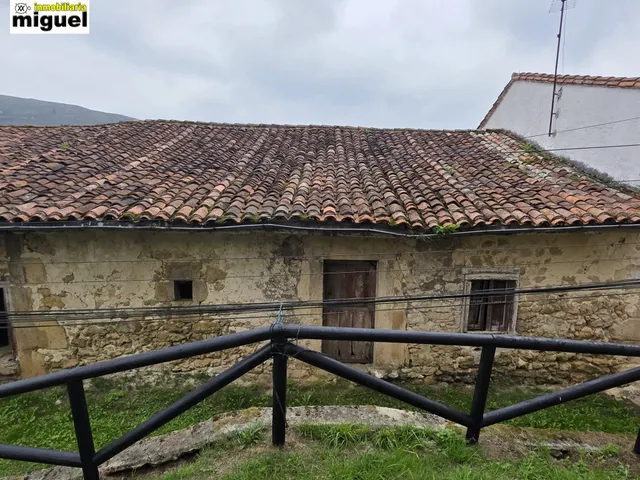 Se vende casa para reformar en Narganes, Peñamellera Baja — 4
