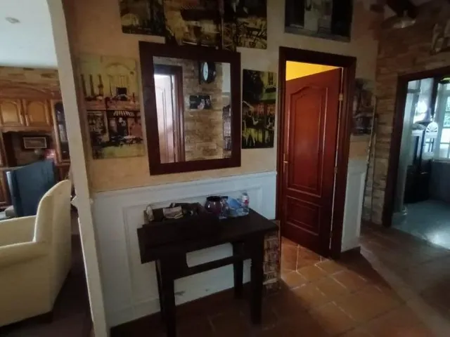 Planta baja independiente con porche y jardín privado en Vigo — 16