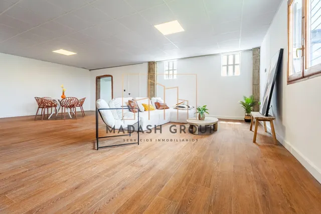 Hay casas que simplemente se visitan… y otras que se sienten desde el primer instante. — 44