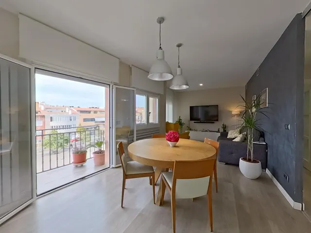Espectacular ático reformado con terraza privada de 100 m2 en gràcia, Sabadell — 24