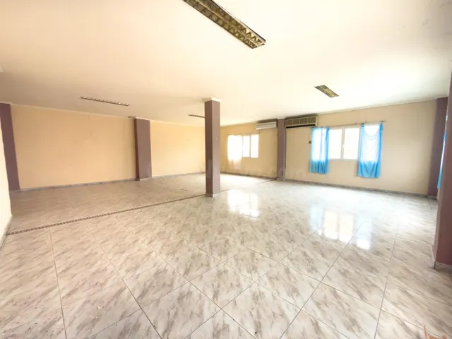Local comercial en Cieza — 2