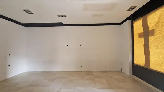 Local comercial en zona centro en Calle Santo Domingo junto a Plaza Aladro — 4