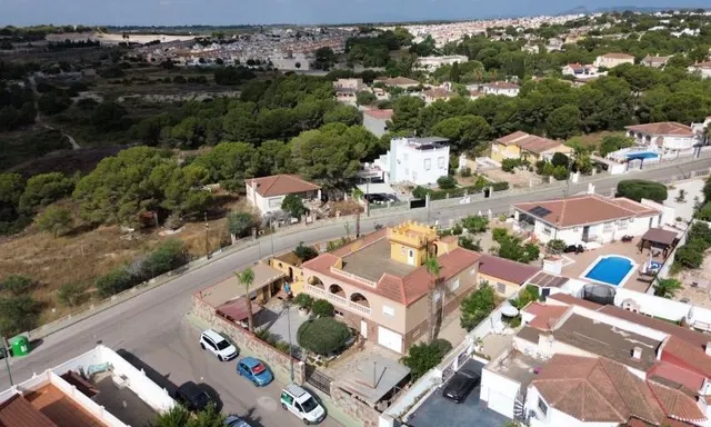 CHALET DE 5 DORMITORIOS 6 BAÑOS EN PINAR DE CAMPOVERDE (PILAR DE HORADADA) — 8