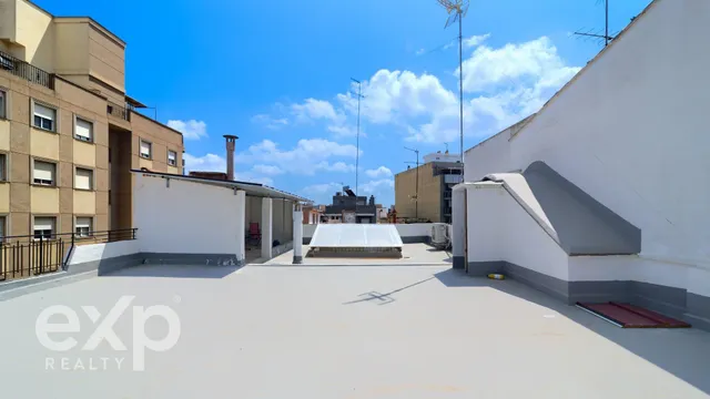 CASA EN ALGEMESI — 19