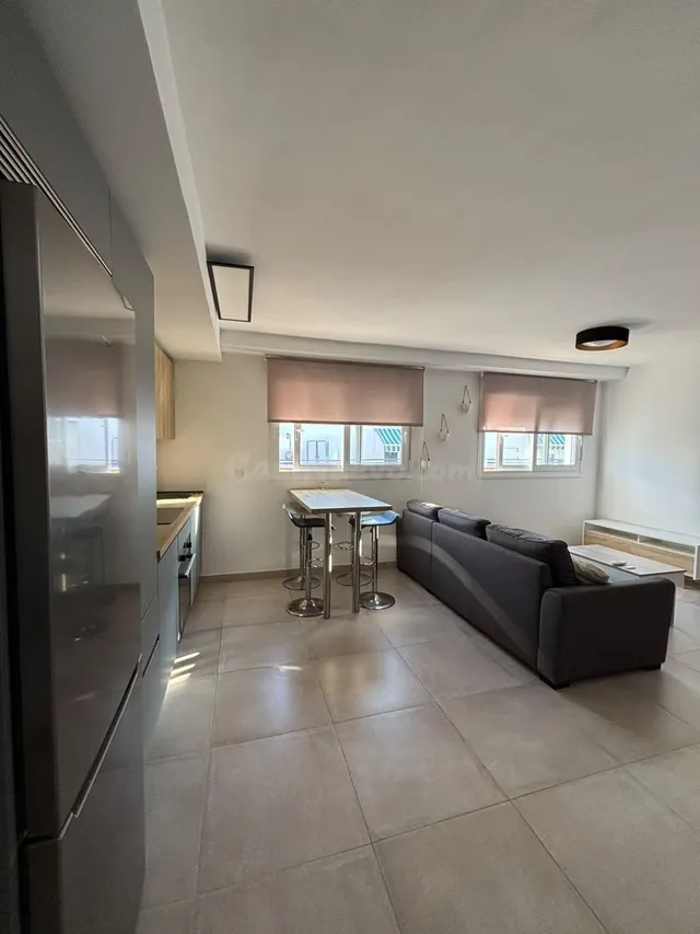 En venta ático en el centro de Tarifa, con garaje y trastero incluidos — 2