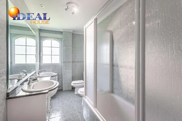 Espectacular Chalet en Ogijares - Ideal para Familias — 34