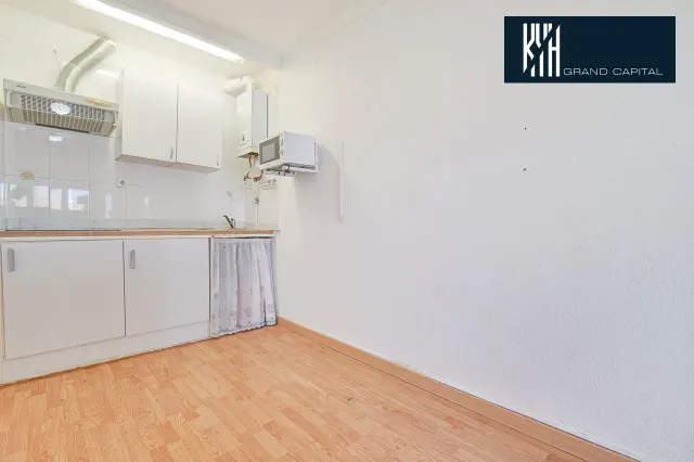APARTAMENTO EN LA ESCALA — 13