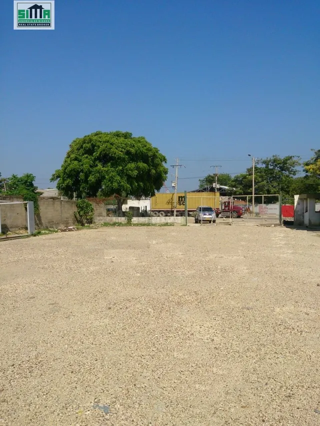 VENTA DE LOTE SECTOR ALBORNOZ - foto 2