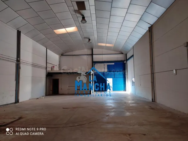 *120.000€* INMOBILIARIA LA MANCHA VENDE NAVE INDUSTRIAL EN P - foto 2