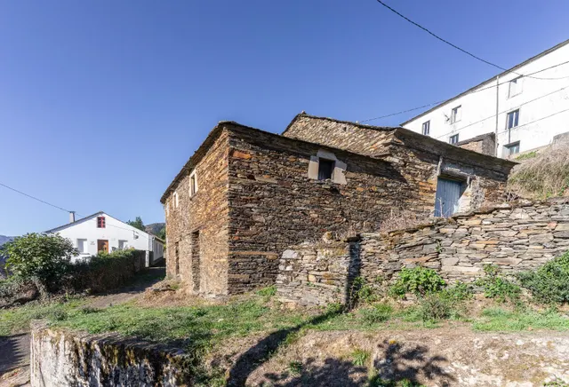 Finca rústica en el corazón de la montaña gallega — 16