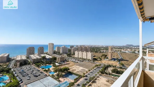 UN BALCÓN AL MEDITERRÁNEO EN LA PLANTA 17 — 11