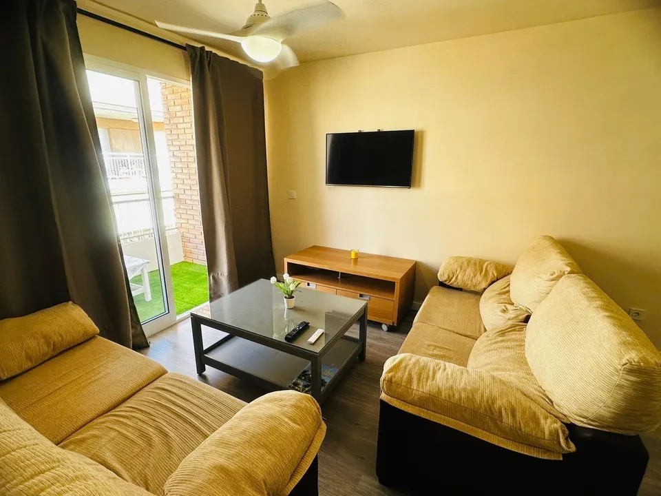 Apartamento moderno de 3 dormitorios en Águilas – Muy luminoso