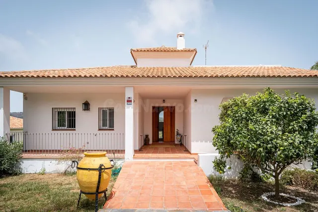 Villa 5 habitaciones 525m² en venta - Sotogrande Costa - foto 2