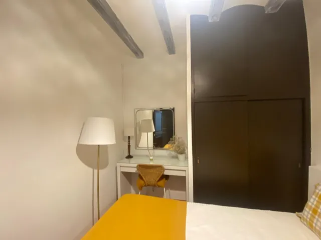 ESTUPENDO APARTAMENTO REFORMADO AL LADO DE SAGRADA FAMILIA — 14