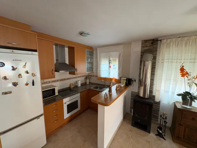 Encantadora Casa Reformada en Peñiscola con Vistas y Piscina Comunitaria — 34