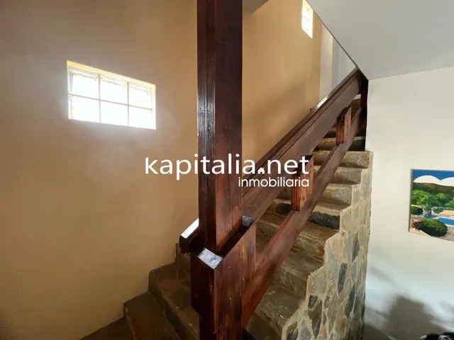 Chalet a la venta en l'Olleria — 34