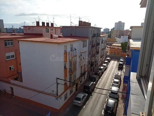 Piso en La Línea de la Concepción - foto 4