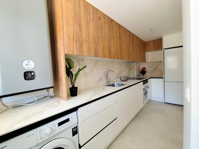 Moderno Bungalow en Cox con Vistas a la Montaña — 7