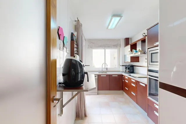 DUPLEX EN ROCHE — 23