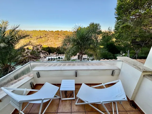 EXCLUSIVO CHALET EN PRIMERA LINEA DE MAR CON LICENCIA VACACI - foto 3