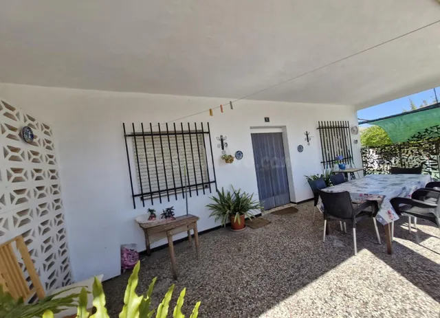 CASA CON TERRENO EN HONDON DE LAS NIEVES - foto 3