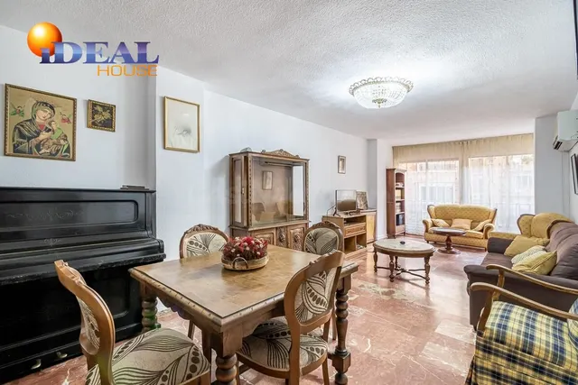 MAGNIFICA VIVIENDA EN LAS FLORES - CAMINO DE RONDA — 4