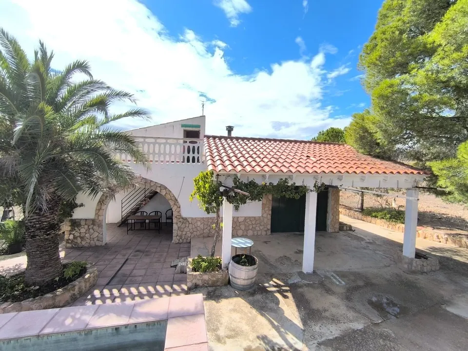 Casa de campo 3 habitaciones 222m² en venta - Yecla