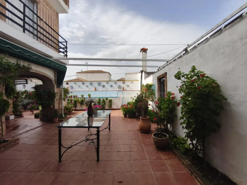 ESPECTACULAR CASA EN VENTA EN SAN ANTONIO (EL CARPIO)