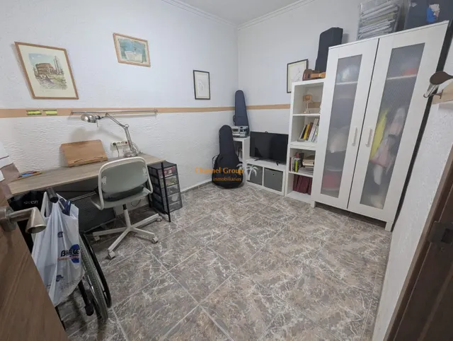 Se vende planta baja en zona la rata. — 7