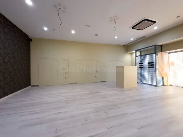 Local Comercial en Alquiler en Avenida de A Coruña - foto 3