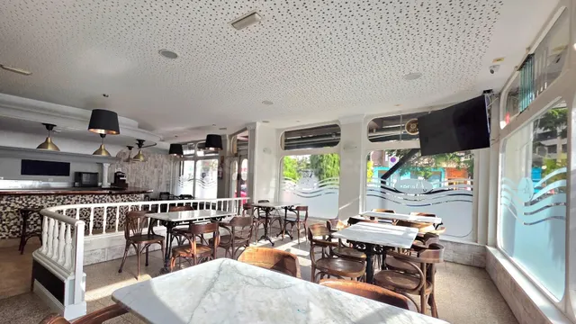 LOCAL EN EL CORAZÓN DE COLINDRES – INVERSIÓN Y NEGOCIO LISTO - foto 4