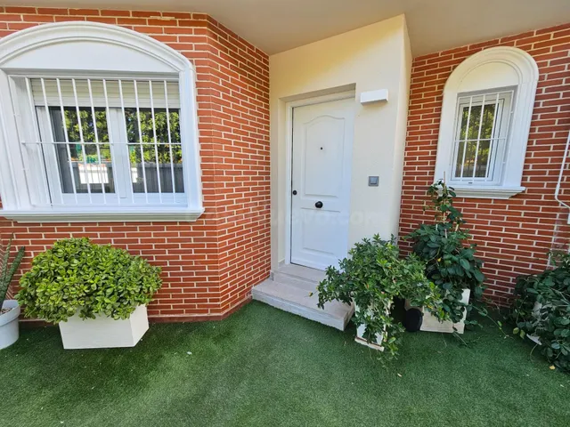 Villa totalmente renovada en San Javier – 4 dormitorios, par