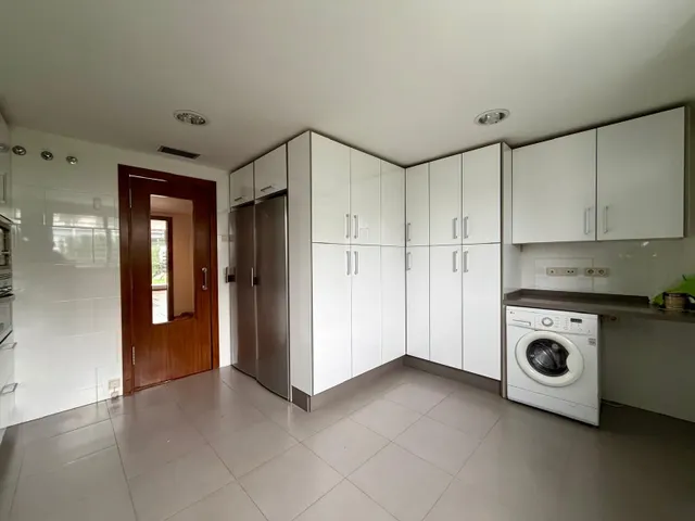 Piso  con gran jardín privado en la zona de Turruñuelos — 9
